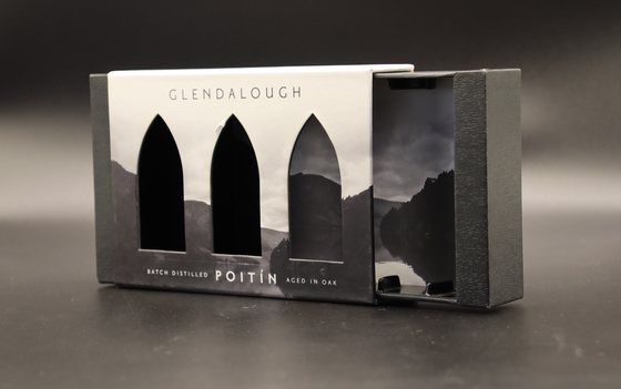 ROHS Luxury Wine Gift Box Packaging with Window , black paper and coated paper print 4C.